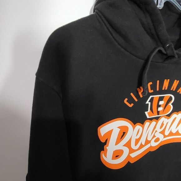 Plus Size Cincinnati Bengal's Men's Black Hoodie - Picture 7 of 8